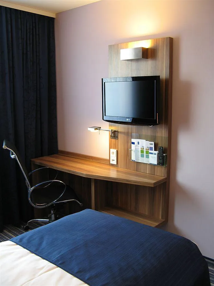 Premier Inn Hamburg City Alster