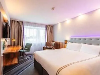 Premier Inn Hamburg City Alster فندق