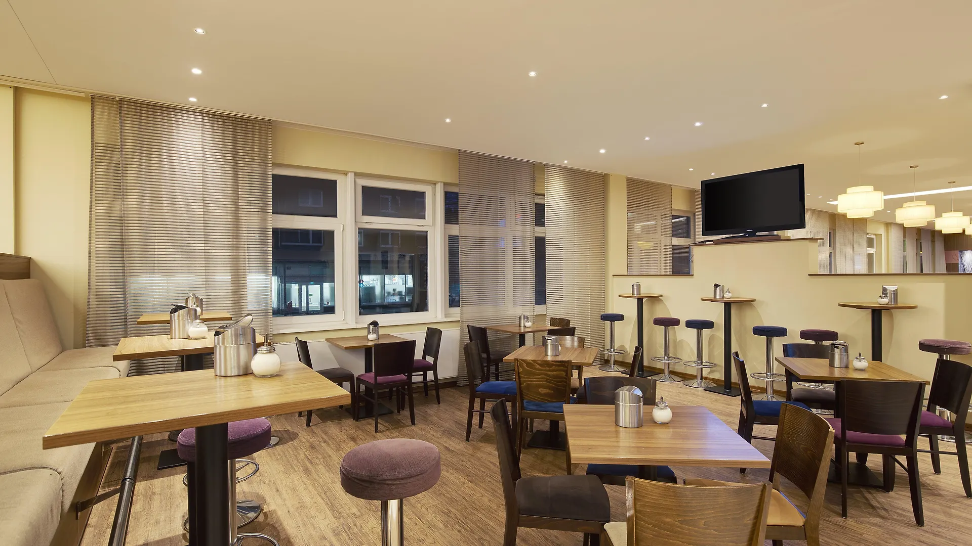 Szálloda Premier Inn Hamburg City Alster