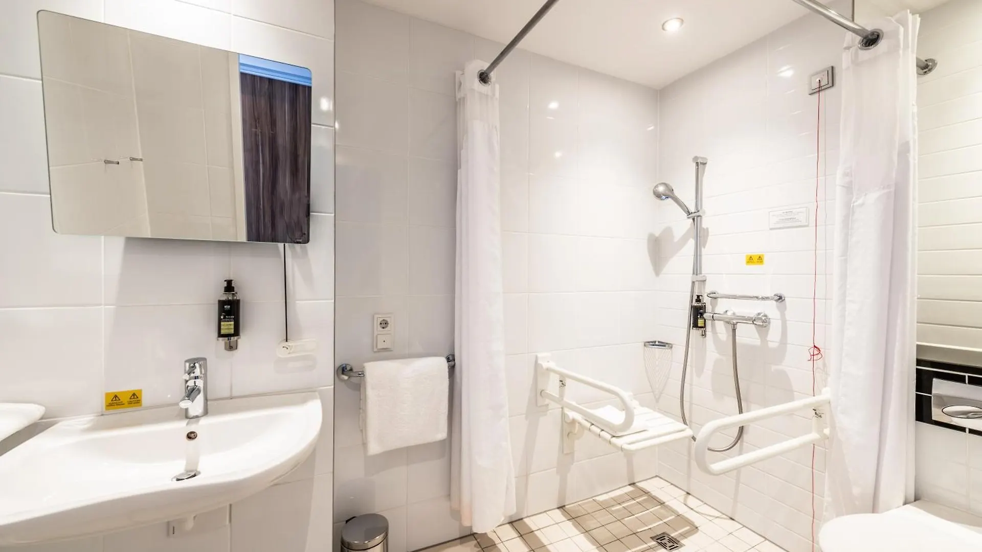 Premier Inn Hamburg City Alster
