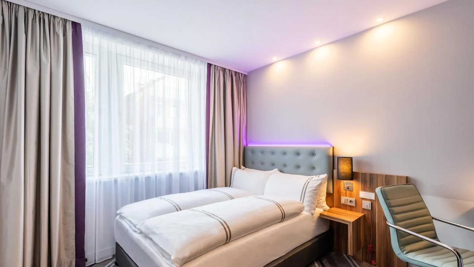 Premier Inn Hamburg City Alster 3*,  Germania